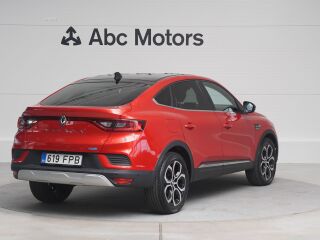 Renault Arkana Intens E-Tech Hybrid 1.6 69кВ