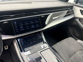 Audi Q7 S line 50 TDI quattro 3.0 V6 210kW