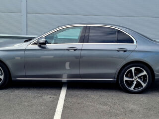 Mercedes-Benz E 220 AVANTGARDE / SPORT STYLE / 2.0 143kW