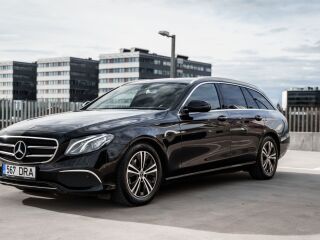 Mercedes-Benz E 200 Avantgarde Widescreen 1.6 R4 OM654 DOHC 118kW