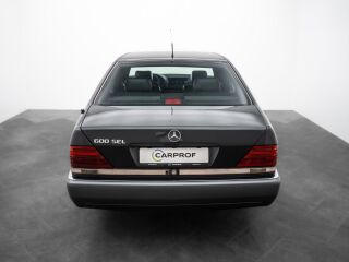 Mercedes-Benz S 600 SEL V12 6.0 300kW