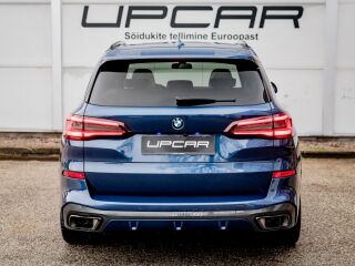 BMW X5 45e Plug-in Hybrid M-Sport 3.0 290кВ