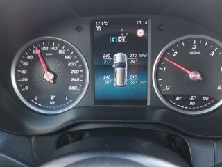 Mercedes-Benz C 220 2.0 143kW