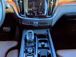 Volvo V60 2.0 B4 145kW
