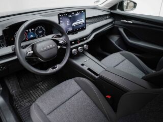 Skoda Superb Essence 2.0 110кВ