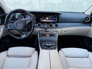 Mercedes-Benz E 220 2.0 143kW