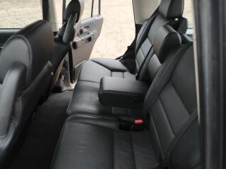 Land Rover Discovery II 2.5 102kW