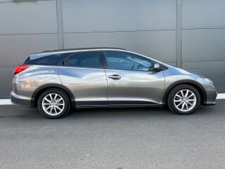 Honda Civic 1.8 104kW
