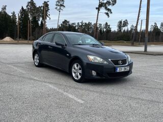 Lexus IS 220 2.2 R4 130kW
