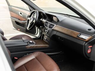 Mercedes-Benz E 350 CDI 4Matic 3.0 195kW