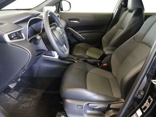 Toyota Corolla Cross Luxury Limited 112кВ