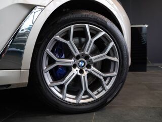 BMW X7 xDrive30d Design Pure Excellence 3.0 195kW