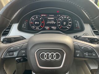 Audi Q7 S-Line 3.0 200кВ