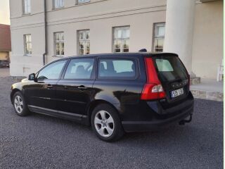 Volvo V70 2.4 129kW