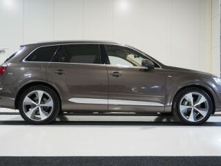 Audi Q7 S-LINE 3.0 V6 TFSI 245kW