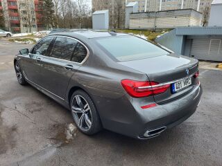 BMW 740 740 i L 3.0 240kW
