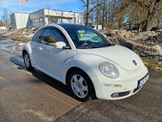 Volkswagen New Beetle 1.6 75кВ