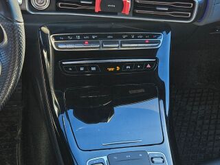 Mercedes-Benz EQC 400 AMG line 4matic 300кВ