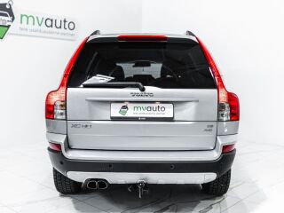 Volvo XC90 Facelift R-Design Premium Line 2.4 136kW