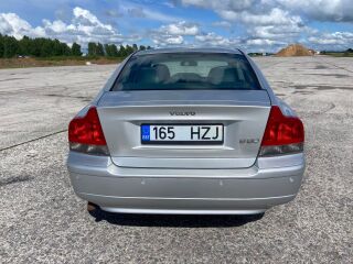 Volvo S60 2.4 D5 120kW