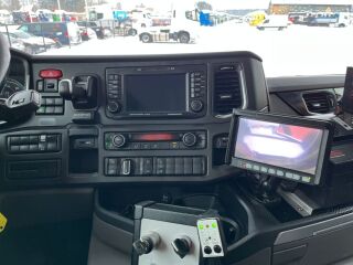 Scania G 370 6x2/4 272kW