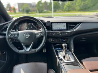 Opel Insignia Sports Tourer 2.0 154kW