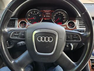 Audi A8 Long 3.2 V6 TSI 191kW