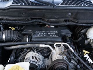 Dodge RAM 1500 4x4 Laramie 5.7 V8 HEMI 257кВ