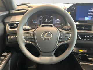 Lexus UX 300h F Sport Design 2.0 112kW