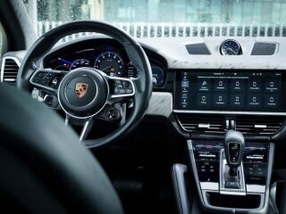 Porsche Cayenne E-HYBRID 3.0 250кВ