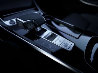Audi A8 60 e-tron Quattro 3.0 V6 250 kW/60 kW TFSI OVC-HEV 250kW