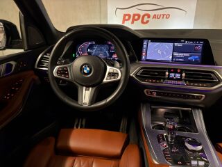 BMW X5 M-Sportpakett xDrive 40i 3.0 R6 250kW
