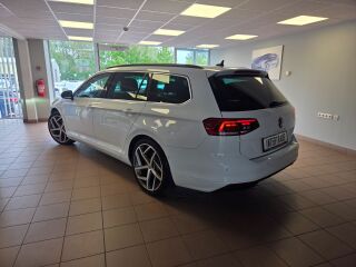 Volkswagen Passat FaceLift Variant Business 2.0 R4 TDi 147kW