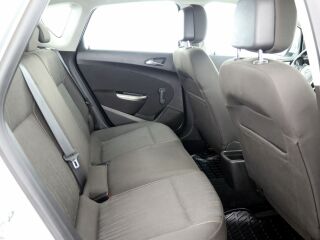 Opel Astra Elegance 1.7 CDTi 92kW