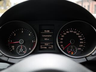 Volkswagen Golf 2.0 81кВ