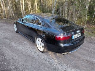 Audi S5 4.2 260кВ