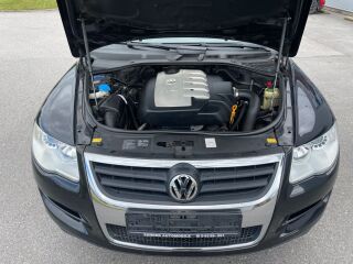 Volkswagen Touareg 2.5 128kW