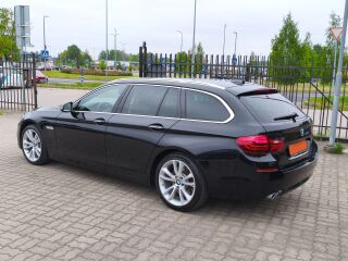 BMW 530 Touring X-DRIVE 3.0 190kW