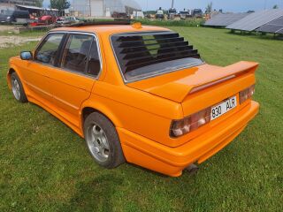 BMW 318 i 1.8 R4 77kW
