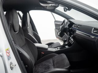 Skoda Superb Combi 4x4 Sportline 2.0 206кВ