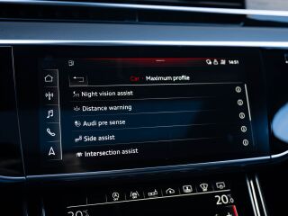 Audi A8 50 TDI Quattro 3.0 V6 210кВ
