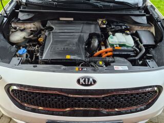 Kia Niro 1.6 77кВ
