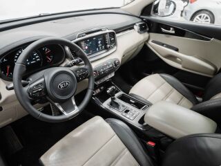 Kia Sorento AWD 2.2 147kW