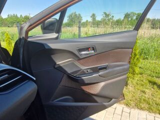Toyota C-HR Luxury 1.2 85kW