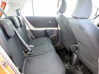 Toyota Yaris Linea Sol A-C 1.3 64кВ