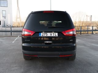 Ford Galaxy GHIA 2.0 103kW