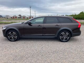 Volvo V90 Cross Country 2.0 173kW