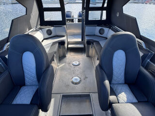 Anytec 868 CAB 2 x 350 Verado 2 x 350 Mercury Verado Joystick Piloting 261kW