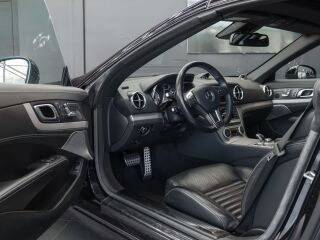 Mercedes-Benz SL 500 4.7 V8 320кВ