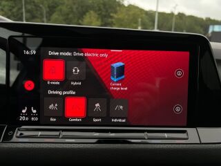 Volkswagen Golf GTE 1.4 180kW